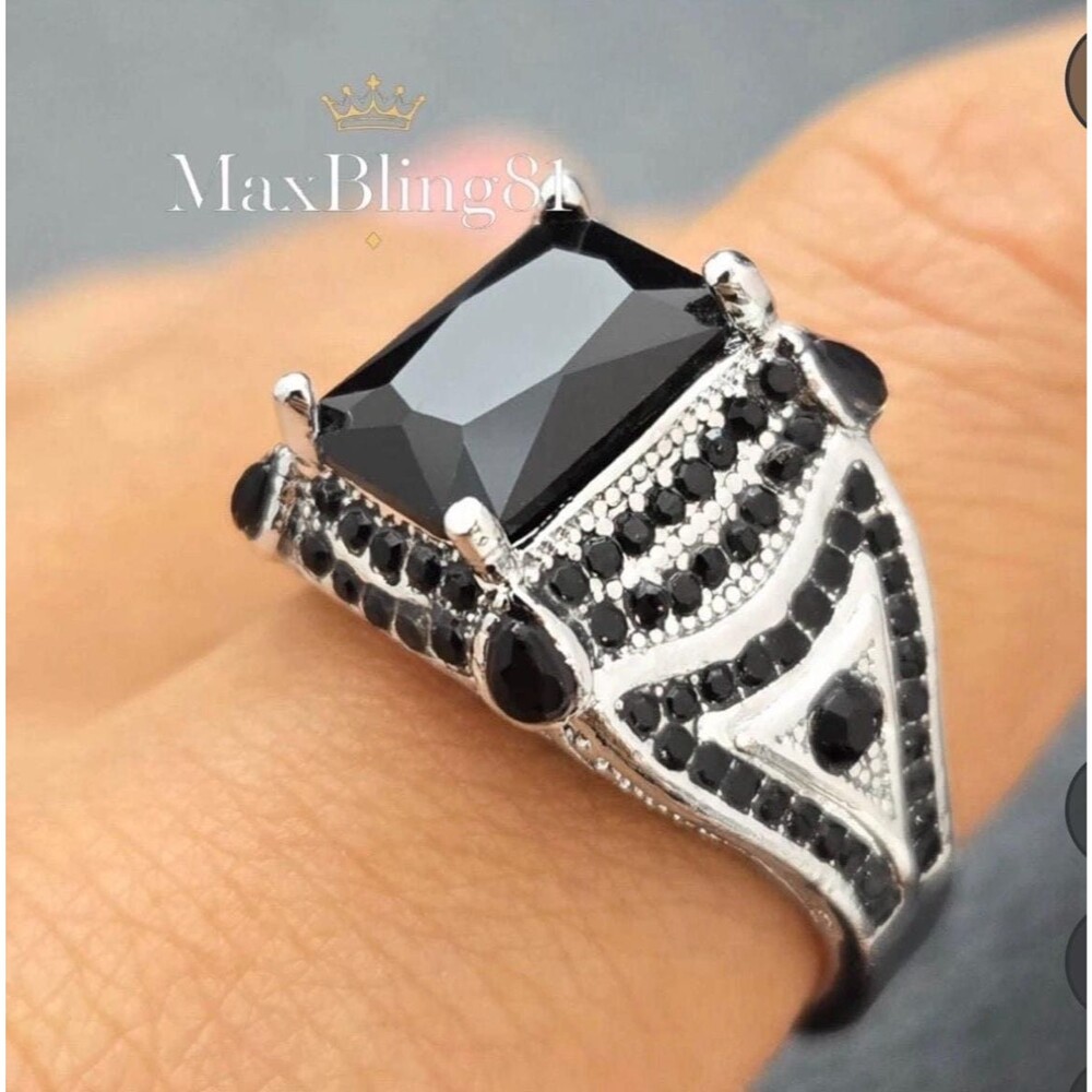 Sterling Silver Black Gemstone Cocktail Ring sizes 8,11,12,13
